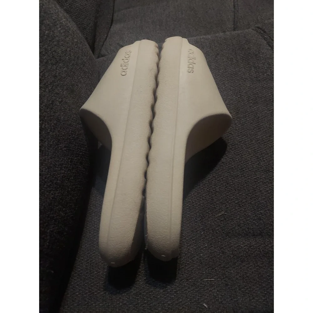 Adidas Adilette Lumia White Mens 8 Womens 9 Slip On Slides Sandals JP9578 Summer